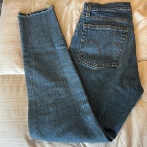 Levi’s Wedgie Jean Sz 24